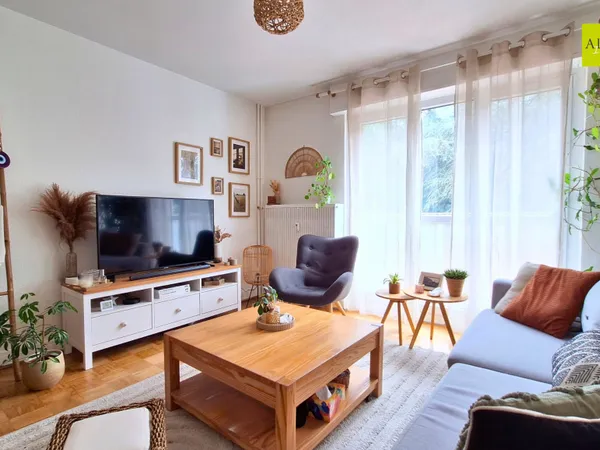 Appartement 3 pièces de 76 m2 Lumineux, chaleureux et idéal