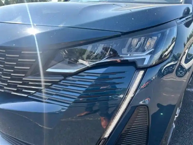 Peugeot 3008 bluehdi 130ch s&amp;s eat8 allure pack — photo 14