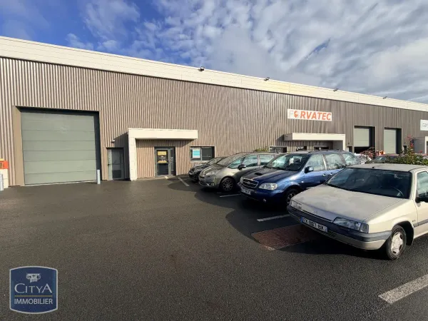 Local commercial 358 m²