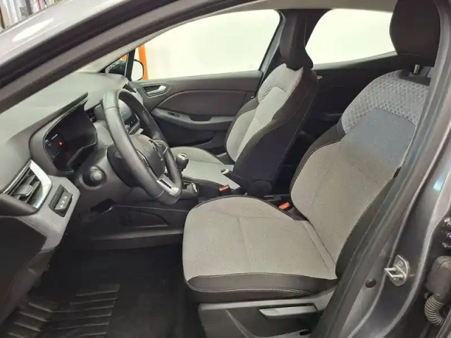 Renault Clio tce 90 — photo 14