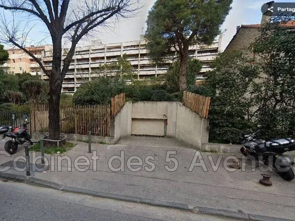 Stationnement Location Marseille 110€