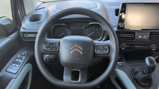 Citroen Berlingo 1.5 BlueHDi 102 - Feel – 2020 – 145487 km – Diesel – Boîte Manuelle — photo 28