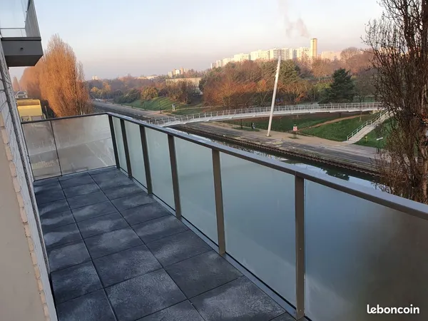 A Vendre bel appartement 62m2 face canal de l'Ourcq et parc de la Bergère