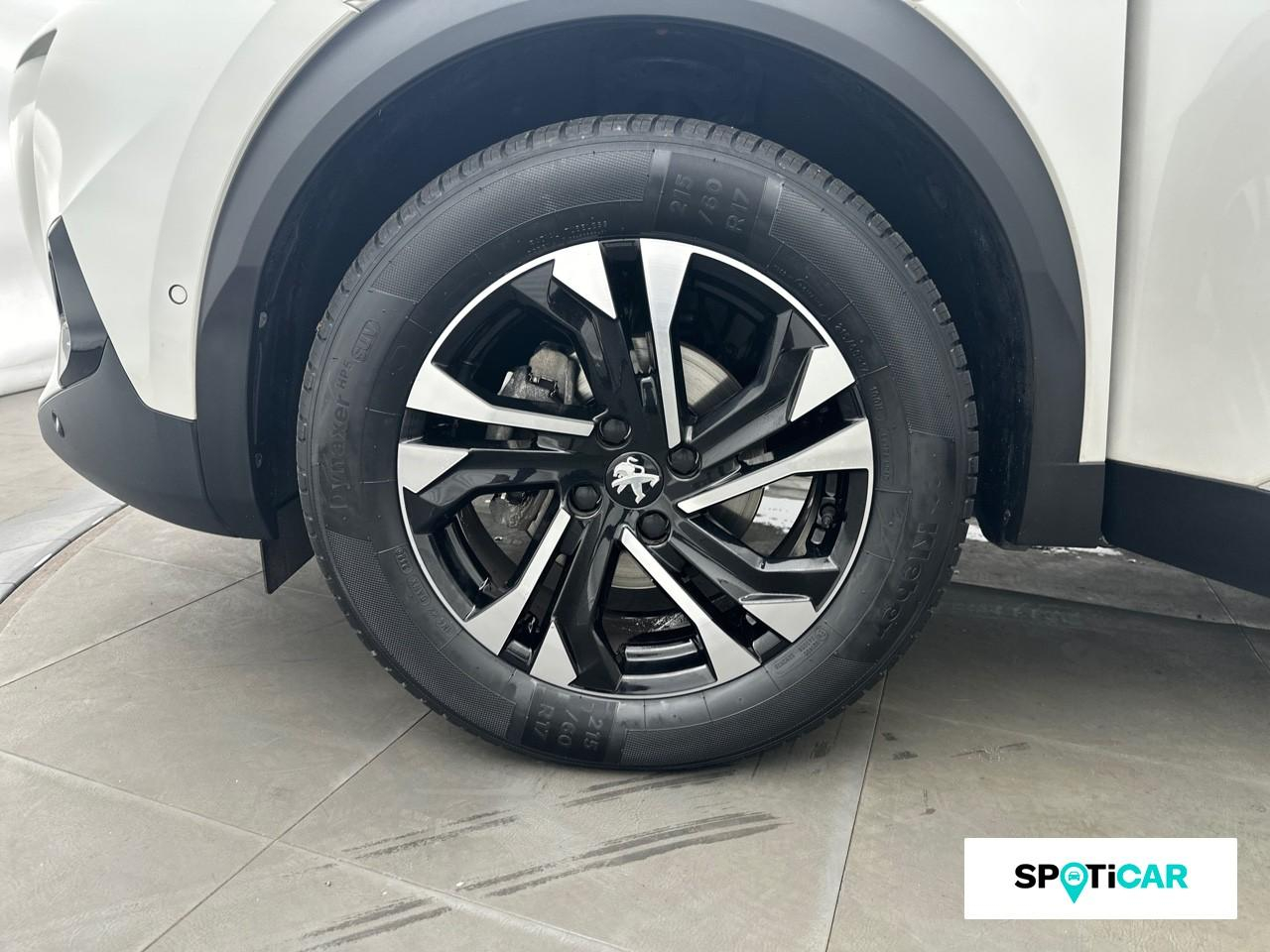 Peugeot 2008 1.2 puretech 130ch s&s gt — photo 11