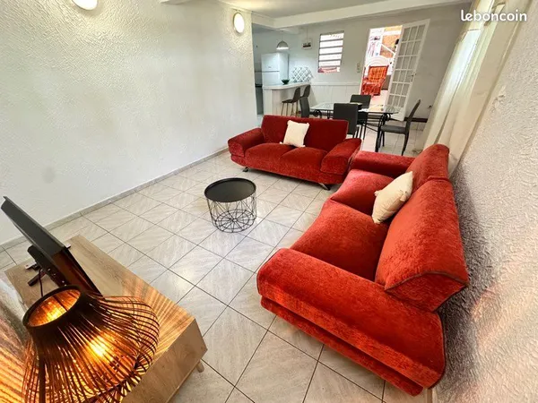 Bas de villa T4 meublé 120m² - terrasse XXL, clim partout - Petit-Bourg
