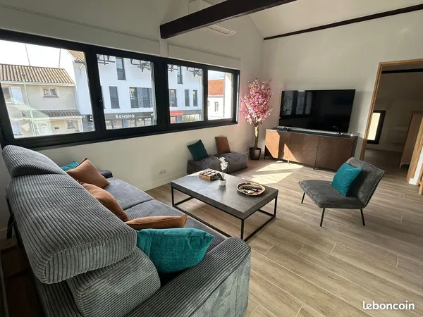 Superbe T3 meublé 80 m² - BAIL MOBILITE POSSIBLE - Disponible immédiatement