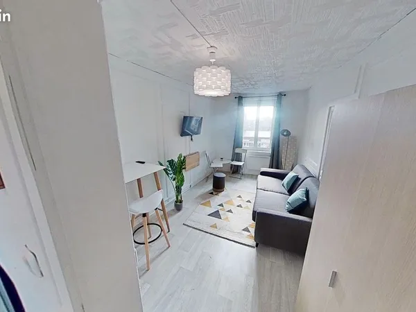 Studio 1 pièce 19 m²
