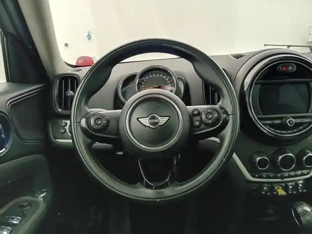 Mini Countryman cooper 136ch classic bva7 — photo 10
