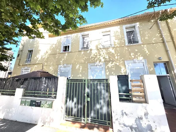 INVESTISSEMENT PATRIMONIAL - IMMEUBLE DE RAPPORT AU COEUR DE