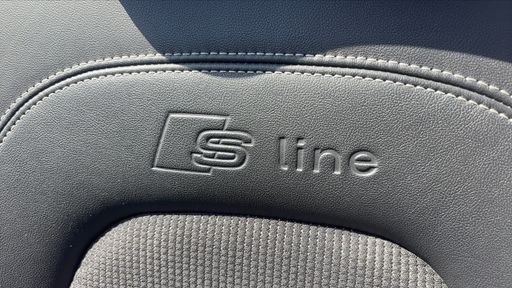Audi TT Roadster 3.2 V6 250 Quattro - S Line – 2010 – 105196 km – Essence – Boîte Manuelle — photo 14