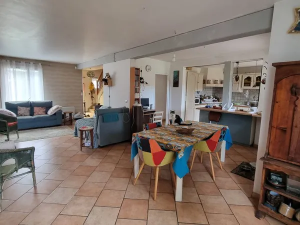 Maison 130 m2 avec grand jardin