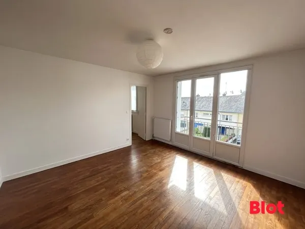 A LOUER - RENNES/SAINT JACQUES - T2 - 49.91 m² - 541€ CC