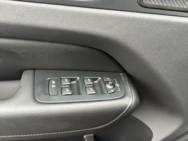 Volvo Xc60 t6 awd hybride rechargeable 253 ch+145 ch geartronic 8 — photo 18