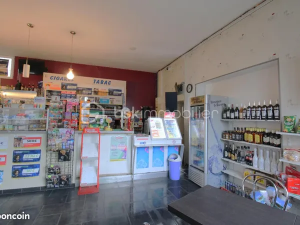 Commerce bar, tabac Saint Laurent En Gatines