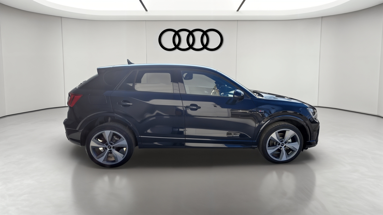 Audi Q2 35 TDI 150 S tronic 7 — photo 6