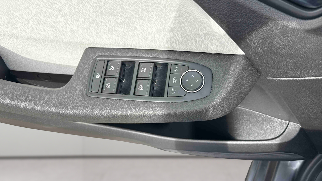 Renault Clio E-Tech full hybrid 145 — photo 20