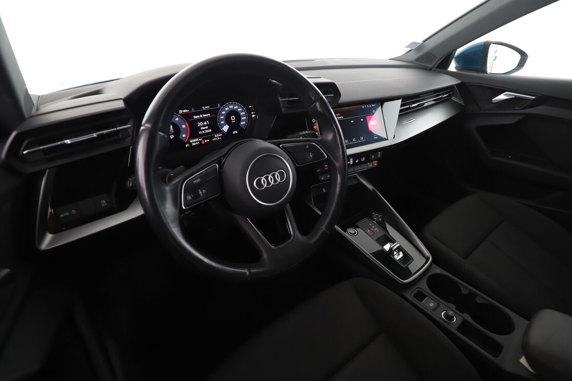 Audi A3 Sportback 30 TDI S Tronic 7 — photo 10