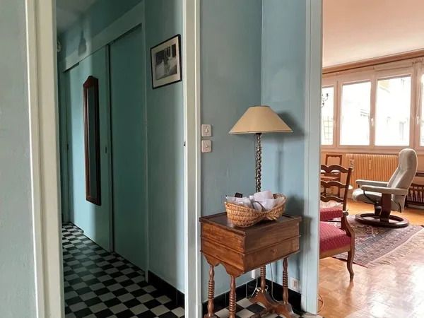 Appartement 5 pièces 104 m²