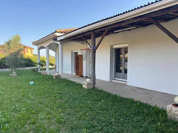 Maison de plain-pied 5 pièces 120 m²