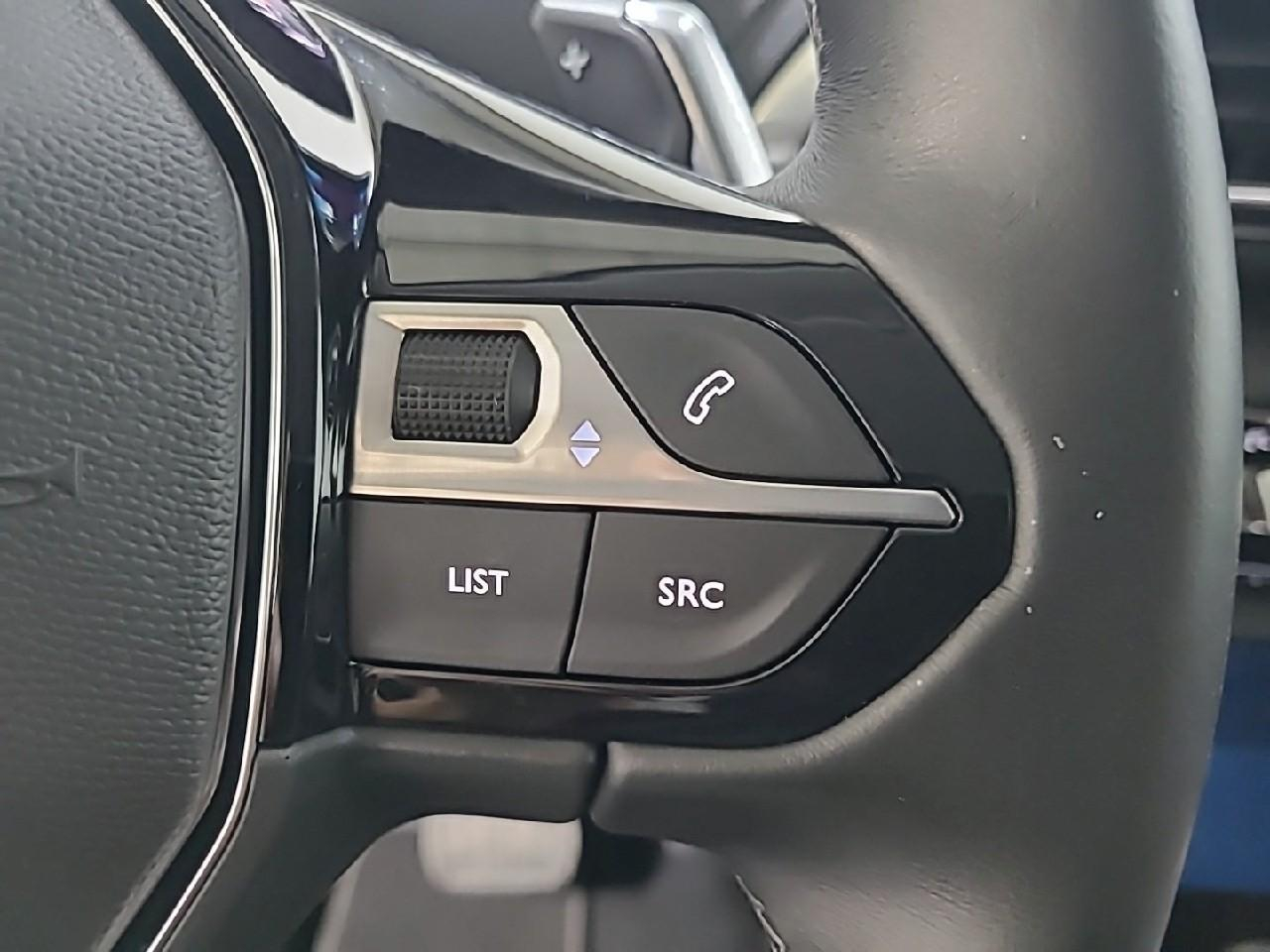 Peugeot 3008 puretech 130ch s&s eat8 allure pack — photo 19