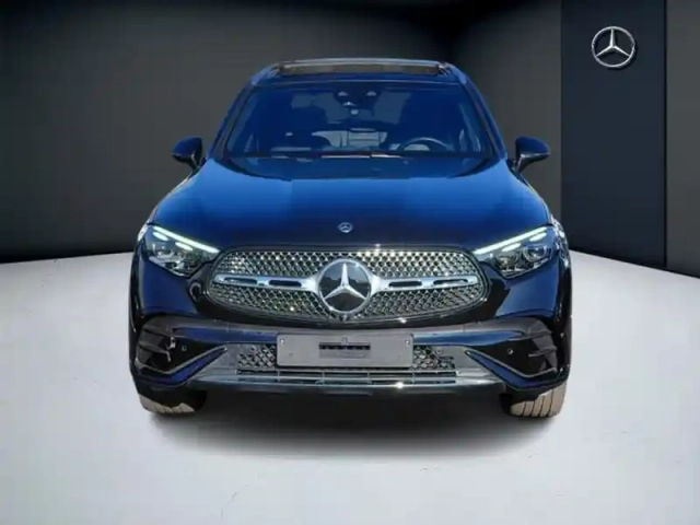 Mercedes Glc 300 de 4matic amg line - p — photo 8