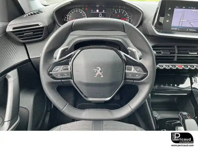 Peugeot 2008 puretech 130 s&amp;s eat8 — photo 9