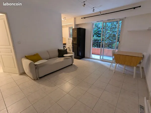 Location T2 Mougins le haut