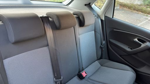 Volkswagen Polo 1.2 TSI 90 - Sportline – 2014 – 142090 km – Essence – Boîte Manuelle — photo 34