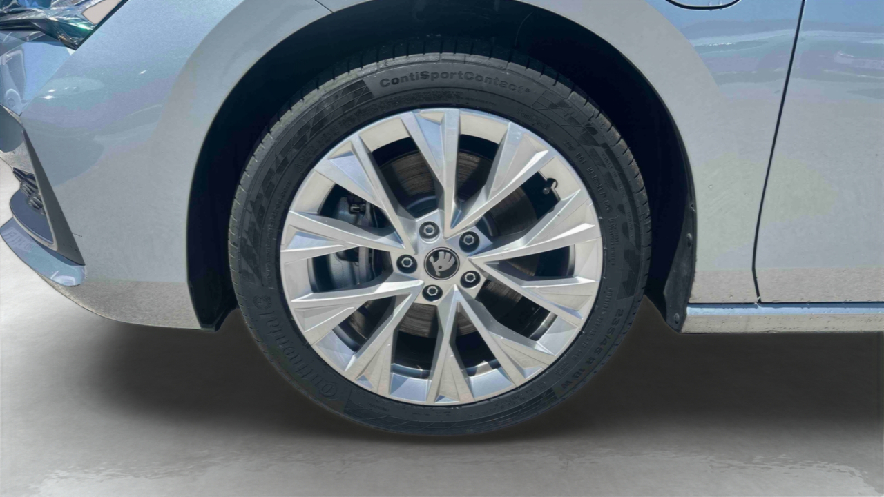 Skoda Superb Combi 1.5 TSI 204 ch PHEV DSG6 — photo 13