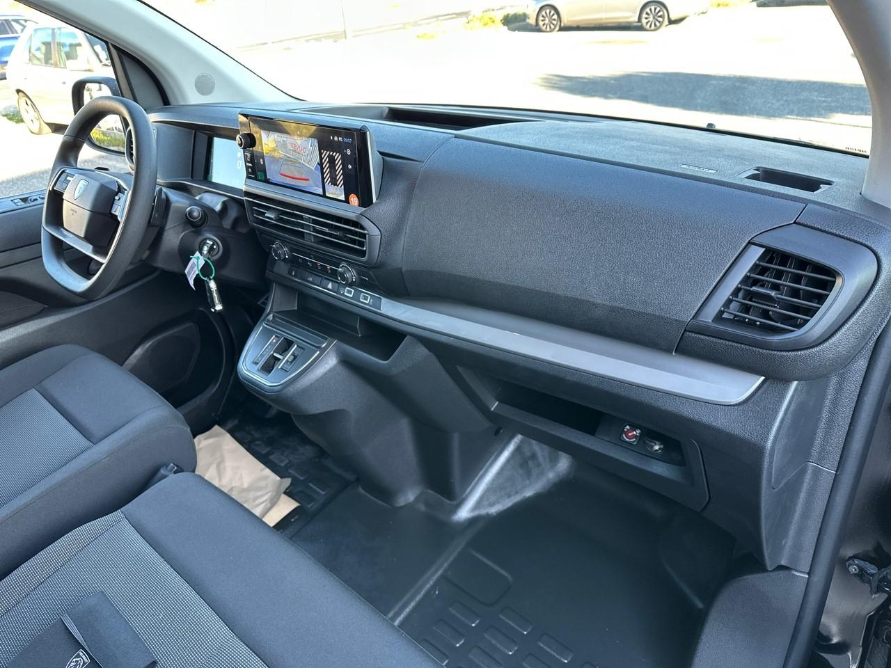 Peugeot Expert ht 32 000.00 € - taille m 2.0 bhdi 180 s&s auto p — photo 20