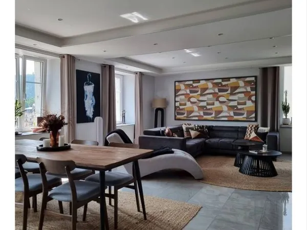 Appartement T4 de 150 m² — Plein coeur de Morteau, calme & beaux volumes