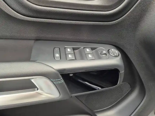 Citroën C5 Aircross hybride 145 e-dcs6 — photo 23