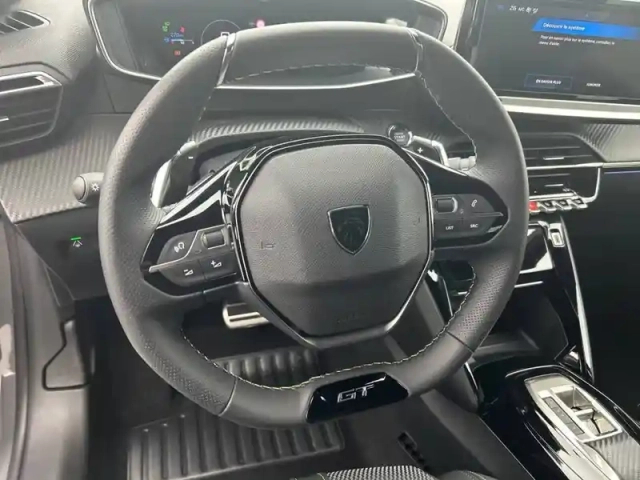 Peugeot 208 hybrid 145 ch e-dcs6 — photo 9
