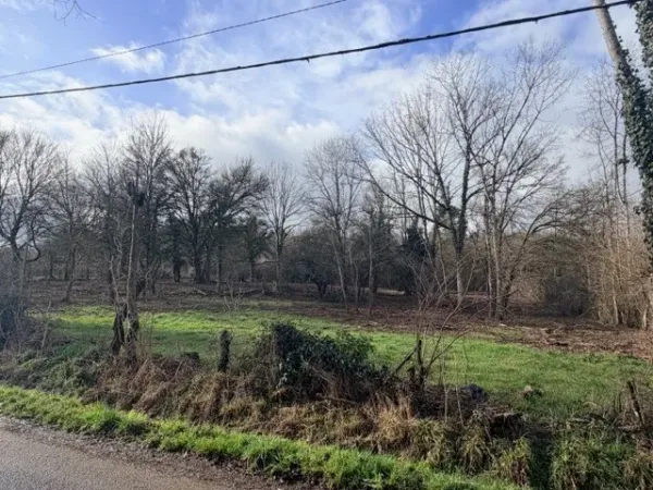 Terrain 1500 m²