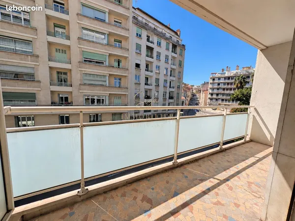 Appartement 3 pièces 82 m²