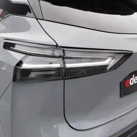 Nissan Qashqai mild hybrid 140 ch — photo 64