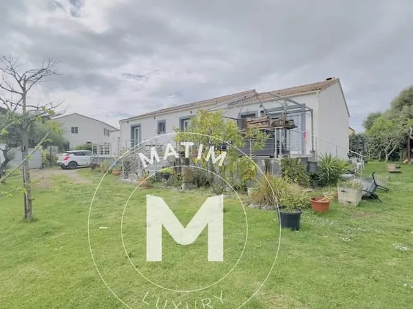 Linguizetta - Villa familiale avec appartement indépendant- 148,15 M2 _ Terrain 1884 M2