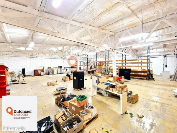 LOCAL D'ACTIVITE 450 m² POITIERS
