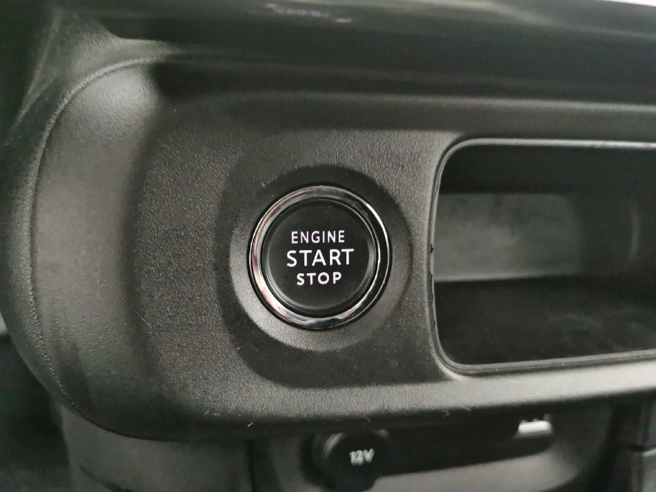 Citroën C3 puretech 110 s&s eat6 shine — photo 23