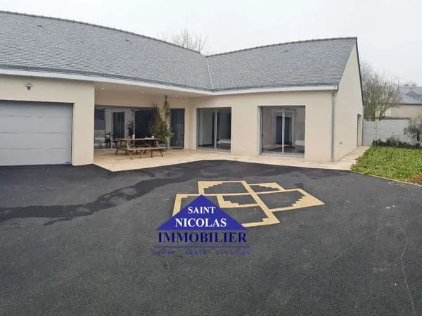 Maison Chateaubriant 6 pièce(s) 154 m²