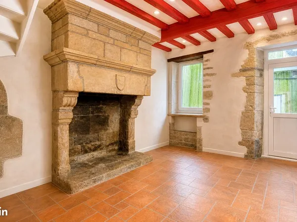 LOCAL PROFESSIONNEL / COMMERCE - 74 m² - CENTRE-VILLE DE PONTIVY