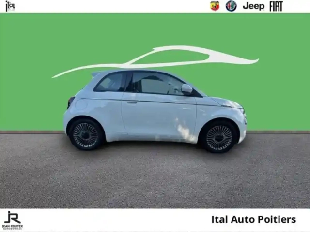 Fiat 500 fiat  icône berline 23,8 kwh — photo 4