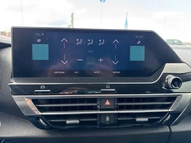 Citroën C4 e- 136 ch automatique — photo 19