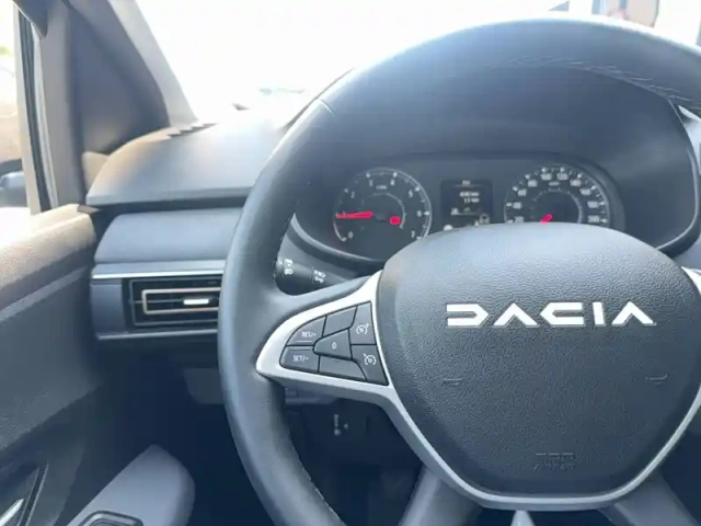 Dacia Sandero eco-g 100 gsr2 — photo 23
