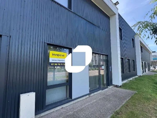 Local d'activité 385 m²