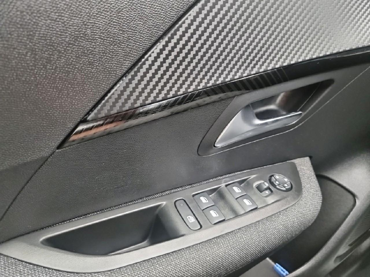 Peugeot 208 100 s&s bvm6 style — photo 29