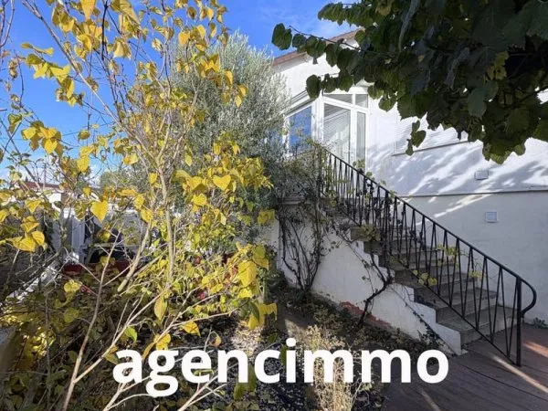 Belle Maison Individuelle avec Piscine Chauffée et Jardin