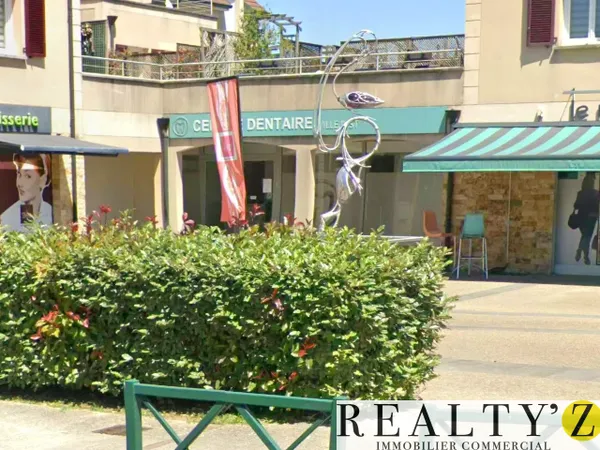Boutique 2 pièces 141 m²