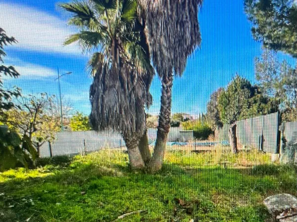 Terrain 400 m²
