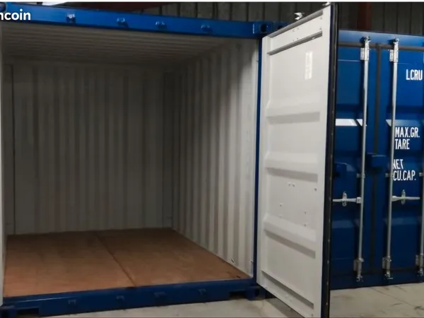 BOX DE STOCKAGE SÉCURISÉ 13m² 70 /MOIS